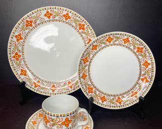 Vintage dinnerware set Porcelana Steatita, Brazil