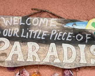 Outdoor Parrot Tiki Signs For Pool Bar