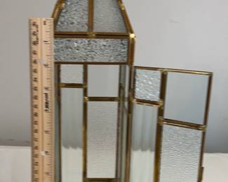 Candle holder made of glass