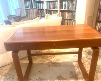 Mid-Century "floating desk" by d-Scan (now Bo-Concept) 1960s/70s