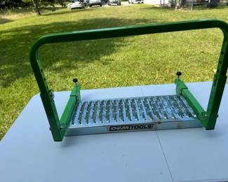 OEM Tools Adjustable Tire Step