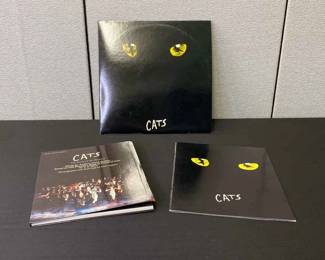 Two CATS Vinyl Records With Book Brochure