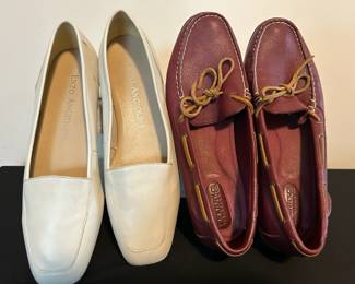 2 Pair Womens Flats 