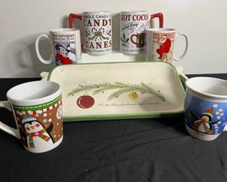 Christmas Mugs Bread Basket Lot