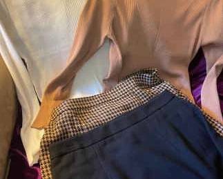 Nine West Skirts And Sweaters Size XL
