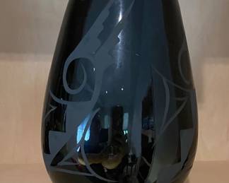 El Dine Native American Vase See Description