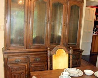 Ethan Allen China Cabinet