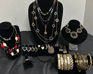Gold Tone Black Beige Burgundy