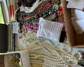 more jewery