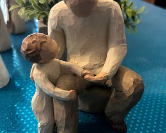 MANY WILLOW FIGURES