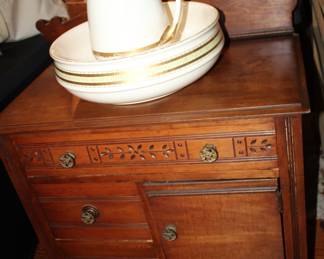 Eastwood washstand