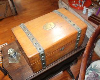 traveller's tea ket