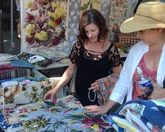 Selling at the Petaluma Antique Show