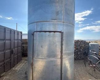 10 Water Tank with Door, Storage