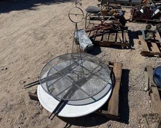 1136 2 Patio Tables and Yard Art
