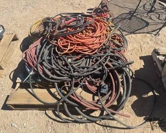 3184 Pallet of Extension Cords and Jump Cables