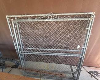 2120 Chainlink Fence Panels and Gate