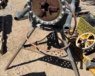 2249 Rigid Model 300 Power Drive Threading Machine