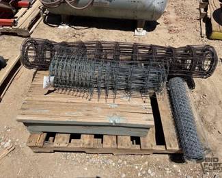 3096 Rolls Chainlink Fencing and Chicken Wire