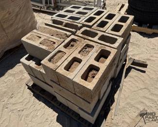 2276 Pallet of Concrete Blocks