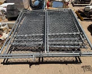 2246 9 Chain Link Gates