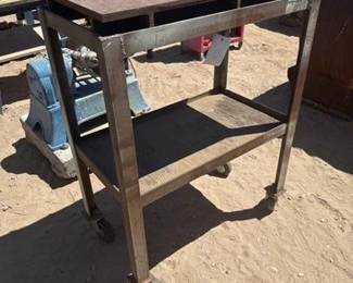 3052 Rolling Work Bench