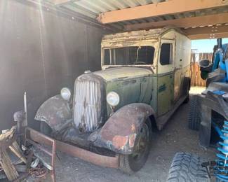 100 Dodge Brothers Bread Truck