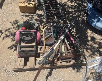 1066 Pallet of Tools