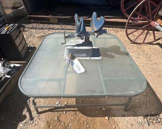 3190 Patio Table Pneumatic Paint Shaker
