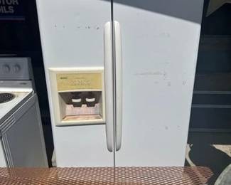 1504 Kenmore Refrigerator