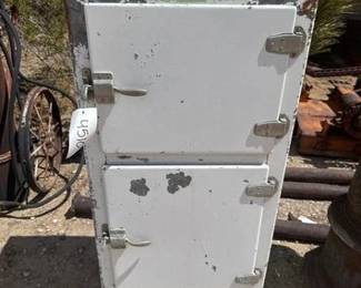 4510 Ward Refrigerator