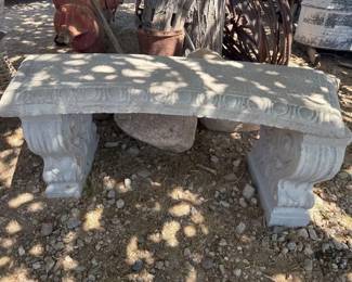 1042 Concrete Bench