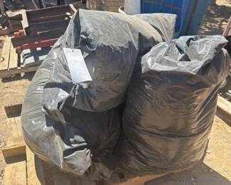 3150 4 Bags of Pillows