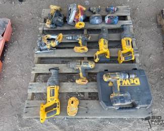 2054 Pallet of DeWalt Power Tools