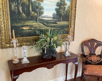 CONSOLE TABLE