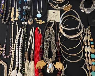 COSTUME JEWELRY 