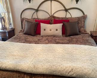KING SIZE BED