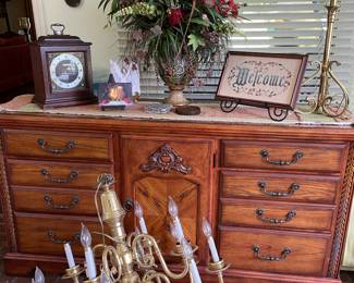 BUFFET/DRESSER, CHANDELIER 