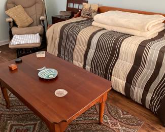 Day bed w/trundle