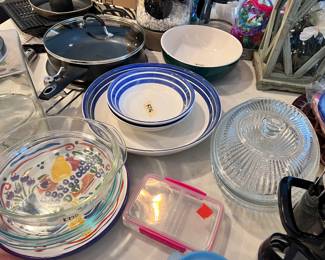 Plates, serving dishes, pan