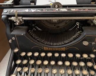 Antique Underwood Vintage typewriter