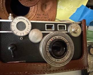Antique camerA