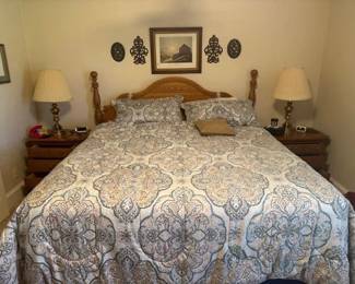 King Bed and 2 nightstand and matching Brass lovely Lamps