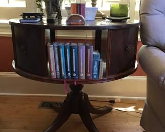 Revolving library table
