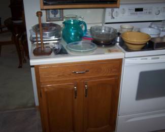 YELLOW WARE BOWL & MORE