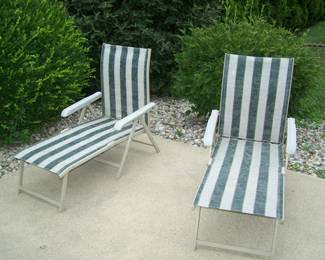 PAIR OF LOUNGERS