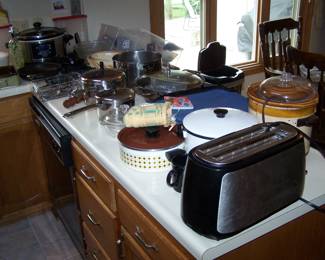 KITCHEN ITEMS