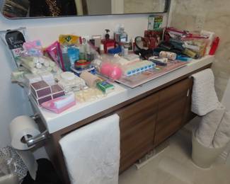 Personal hygiene items.