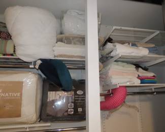 Brand new comforters, blankets, goose down quilts.