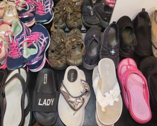 Ladies shoes sizes 8-8.5 Sketchers, Asics, Easy Spirit, Calvin Klein, sandals, slippers, sneakers,